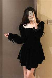 青梅竹马秦默的小说竹马未婚夫和别人结婚后，我转头嫁给了别人
