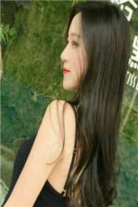 楚雨薇许易年的小说妻子和女儿偏心资助生后，我选择脱离世界