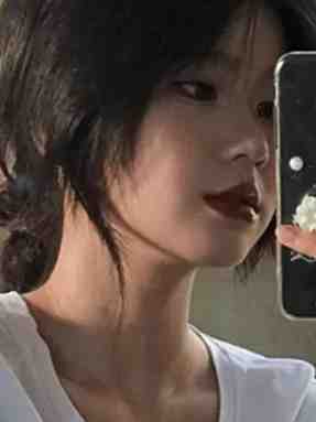 我吸血鬼吃光，始祖见我都摇头无删版