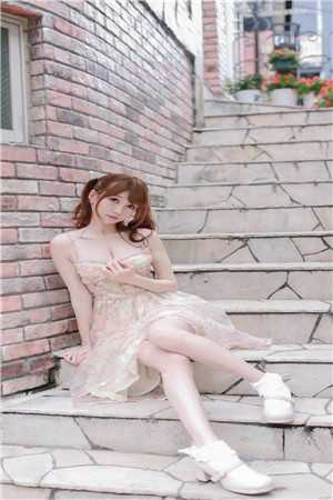校花借我积蓄后，带她妈连夜跑路了杜哲楚梦瑶