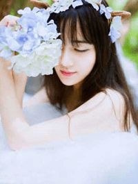我用花瓶通古今沈依依卫煊胤无删减全文