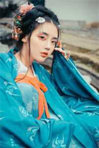 女帝炉鼎三百年，我成了无敌神热门小说秦玄柳依依