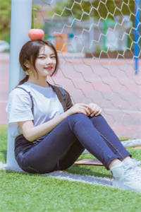 穿成霸总妻，我炮灰碾压女主角！后续+完结