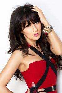 女儿火化时，渣总在陪白月光女儿过生日:(番外)+(结局)