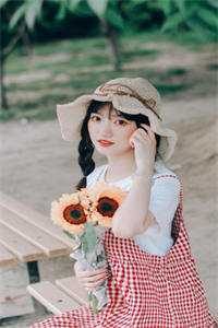 月从云，花有风全文免费