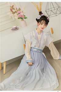 小师妹是未来的妖族女帝欧阳萧逸风结局+番外