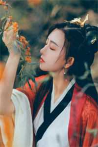 都快末日了，不囤物资还谈什么恋爱完结+番外